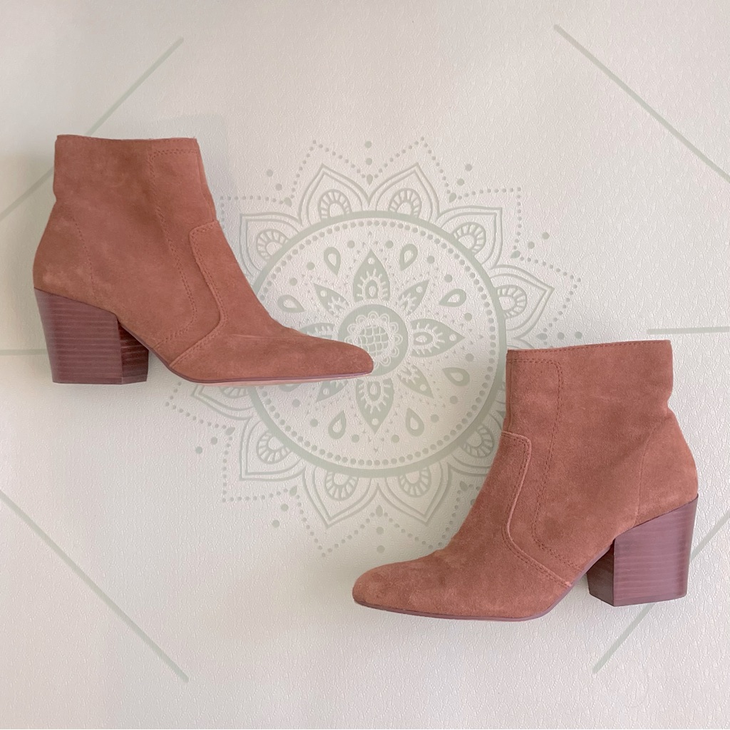 Chelsea & Violet Wren Light Brown Suede Heeled Booties Asymmetrical Boots Sz 8